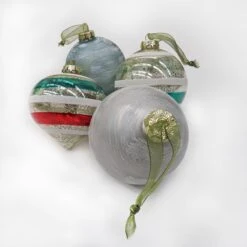 National Tree Company 24 Piece HGTV Home Collection Nostalgic Traditions Ornaments -National Tree Company AH63 NT24220111 4